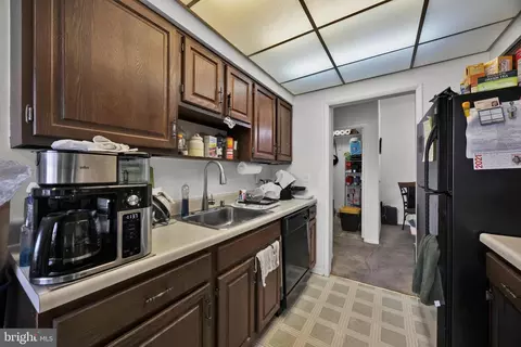 Entry Way - 15300 Pine Orchard Dr #85-3D, Silver Spring, MD 20906 photo 2 of 2