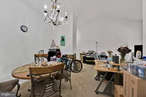 Dining - 15300 Pine Orchard Dr #85-3D, Silver Spring, MD 20906 photo 2 of 2