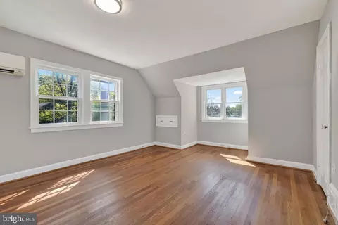 Bedroom - 9802 Forest Grove Dr, Silver Spring, MD 20902 photo 1 of 7