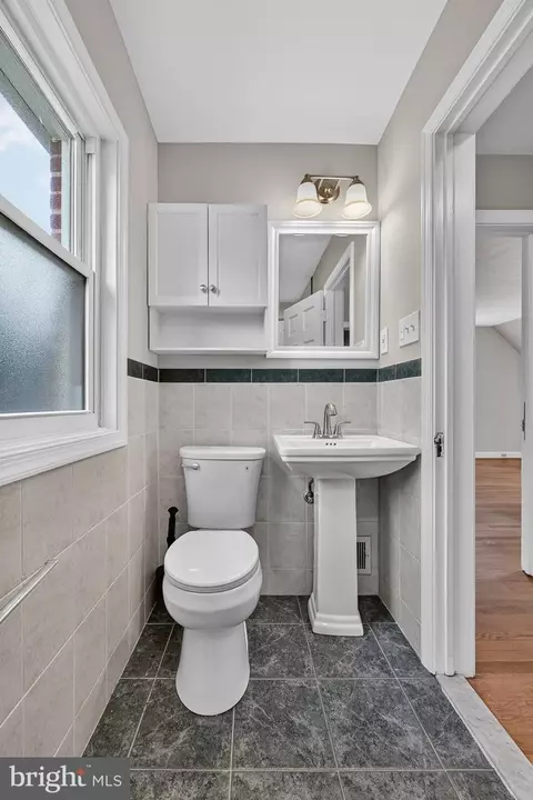 Bath - 9802 Forest Grove Dr, Silver Spring, MD 20902 photo 2 of 6