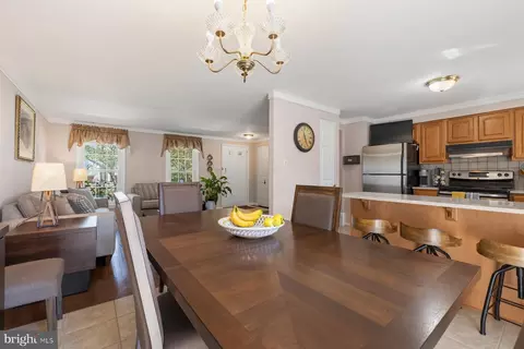 Dining - 13200 Ewood Ln, Silver Spring, MD 20906 photo 3 of 3