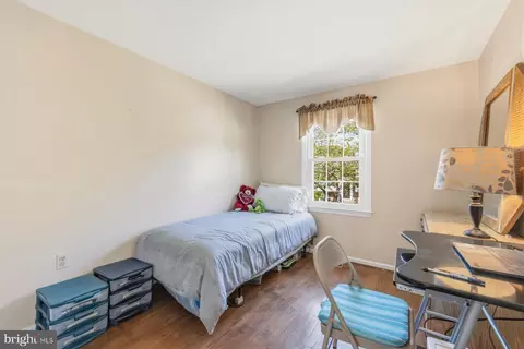 Bedroom - 13200 Ewood Ln, Silver Spring, MD 20906 photo 4 of 7