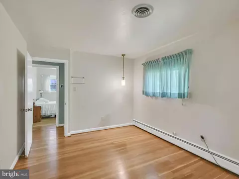 Bedroom - 13210 Lutes Dr, Silver Spring, MD 20906 photo 4 of 8