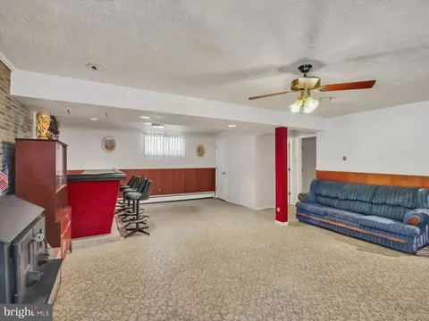 Living - 13210 Lutes Dr, Silver Spring, MD 20906 photo 3 of 5