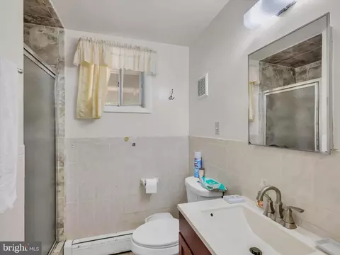 Bath - 13210 Lutes Dr, Silver Spring, MD 20906 photo 6 of 6
