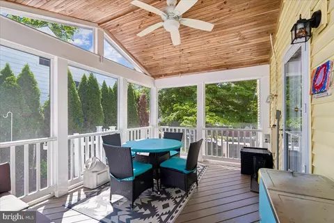 Exterior - 905 Robin Rd, Silver Spring, MD 20901 photo 8 of 17