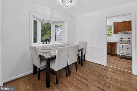 Dining - 2810 Byron Ct, Wheaton, MD 20902 photo 2 of 2