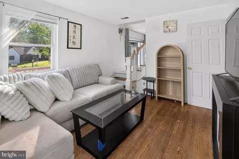 Living - 2810 Byron Ct, Wheaton, MD 20902 photo 1 of 1