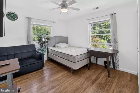 Bedroom - 2810 Byron Ct, Wheaton, MD 20902 photo 4 of 6
