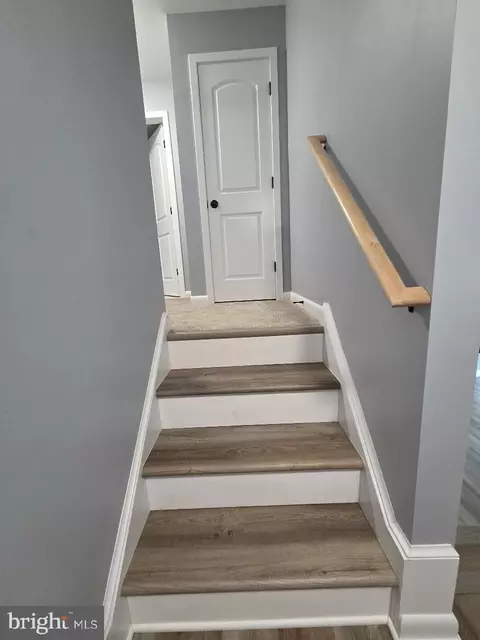 Entry Way - 2515 Baltimore Rd #2, Rockville, MD 20853 photo 3 of 4