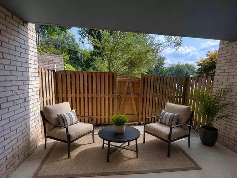 Exterior - 2515 Baltimore Rd #2, Rockville, MD 20853 photo 2 of 4