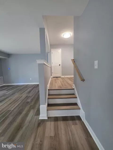 Entry Way - 2515 Baltimore Rd #2, Rockville, MD 20853 photo 2 of 4