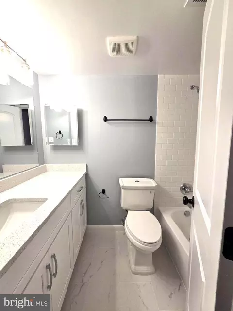 Bath - 2515 Baltimore Rd #2, Rockville, MD 20853 photo 2 of 3