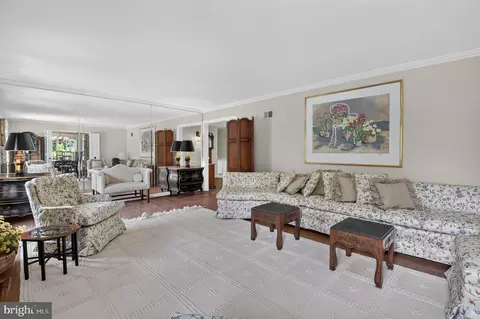 Living - 8501 Warde Ter, Potomac, MD 20854 photo 1 of 4