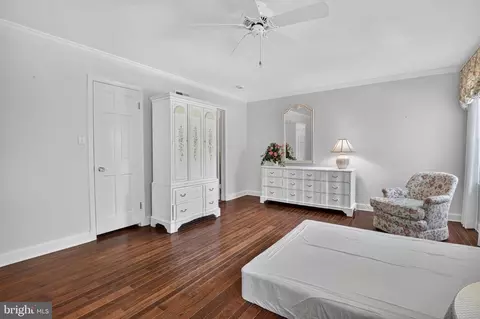 Bedroom - 8501 Warde Ter, Potomac, MD 20854 photo 2 of 4