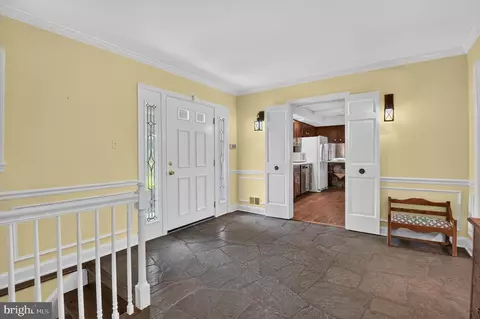 Entry Way - 8501 Warde Ter, Potomac, MD 20854 photo 2 of 4