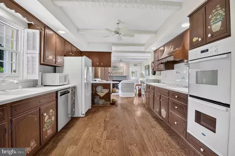Kitchen - 8501 Warde Ter, Potomac, MD 20854 photo 1 of 3