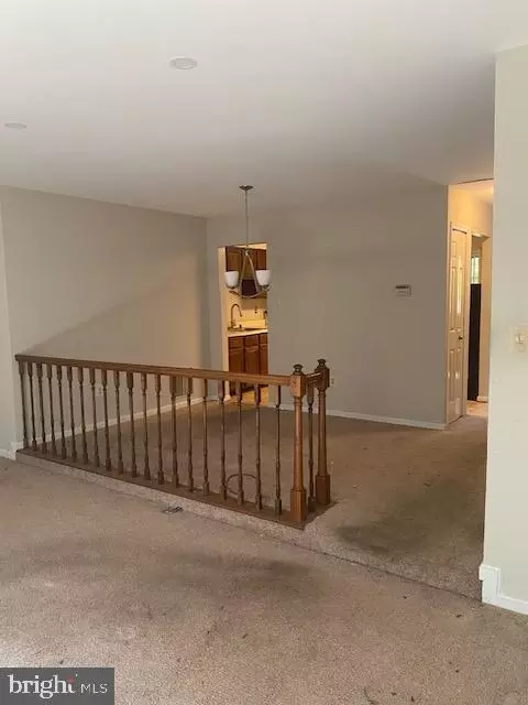 Entry Way - 23 Brahms Ct, Silver Spring, MD 20904 photo 1 of 4