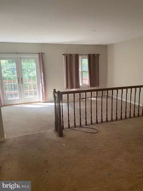 Living - 23 Brahms Ct, Silver Spring, MD 20904 photo 1 of 3