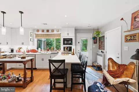 Kitchen - 10622 Mantz Rd, Silver Spring, MD 20903 photo 2 of 5