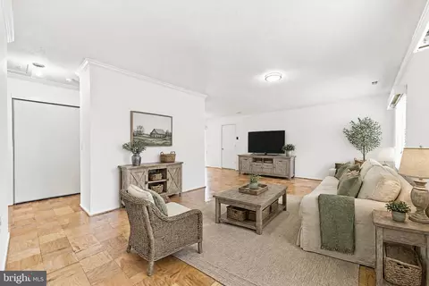 Living - 15219 Tottenham Ter #27-A, Silver Spring, MD 20906 photo 2 of 2