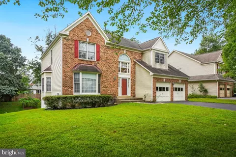 Exterior - 11103 Luttrell Ln, Silver Spring, MD 20902 photo 2 of 5