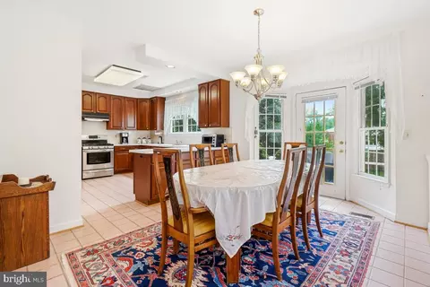 Dining - 11103 Luttrell Ln, Silver Spring, MD 20902 photo 2 of 2