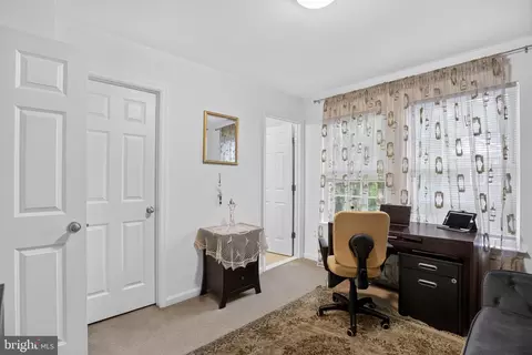 Other - 18705 Falling River Dr, Gaithersburg, MD 20879 photo 8 of 9