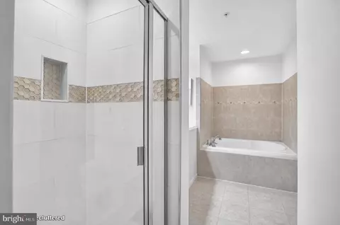 Other - 18705 Falling River Dr, Gaithersburg, MD 20879 photo 6 of 9