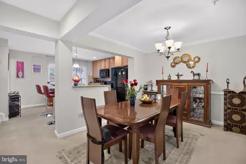 Dining - 18705 Falling River Dr, Gaithersburg, MD 20879 photo 1 of 2