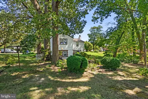 Exterior - 1415 Stateside Dr, Silver Spring, MD 20903 photo 5 of 6