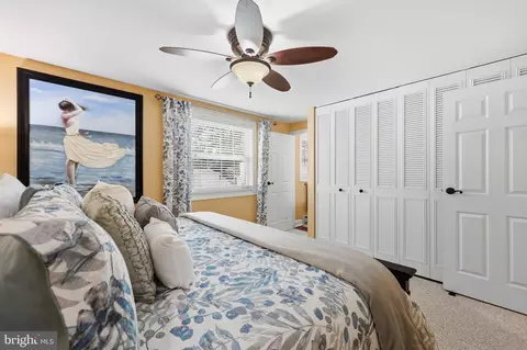 Bedroom - 19016 Hempstone Ct, Poolesville, MD 20837 photo 3 of 14
