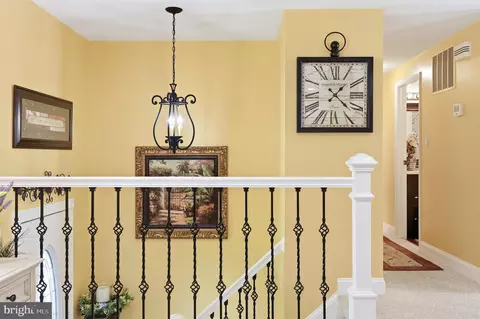Entry Way - 19016 Hempstone Ct, Poolesville, MD 20837 photo 4 of 8
