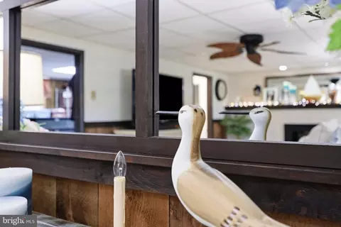 Entry Way - 19016 Hempstone Ct, Poolesville, MD 20837 photo 6 of 8