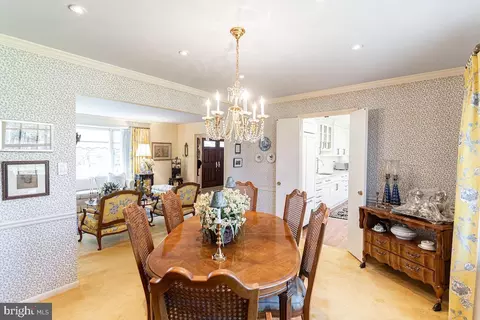 Dining - 11905 Viewcrest Ter, Silver Spring, MD 20902 photo 2 of 3