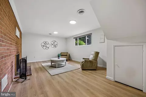 Living - 11208 Bybee St, Silver Spring, MD 20902 photo 4 of 6