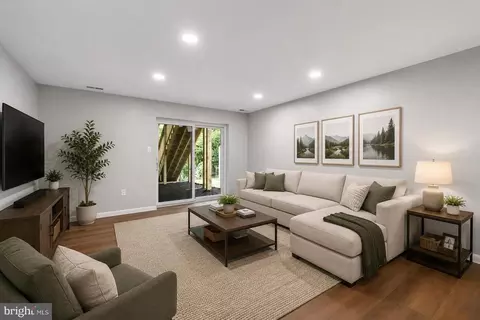 Living - 1106 Rosemere Ave, Silver Spring, MD 20904 photo 9 of 13
