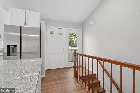Entry Way - 1106 Rosemere Ave, Silver Spring, MD 20904 photo 1 of 15