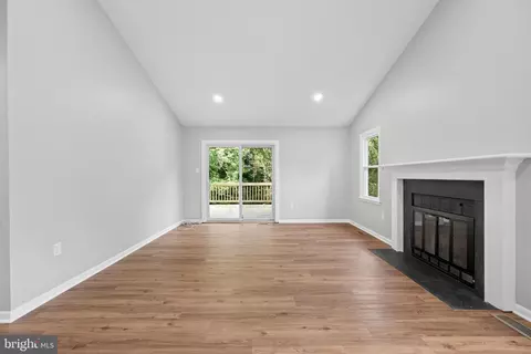 Living - 1106 Rosemere Ave, Silver Spring, MD 20904 photo 4 of 13