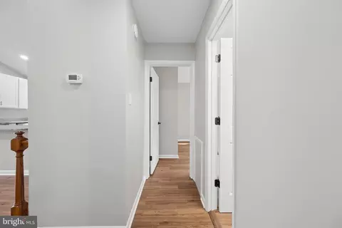 Entry Way - 1106 Rosemere Ave, Silver Spring, MD 20904 photo 14 of 15