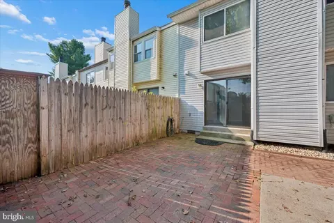 Exterior - 17445 Hoskinson Rd, Poolesville, MD 20837 photo 4 of 13