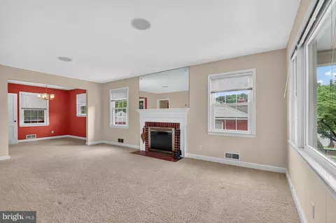 Living - 1803 Republic Rd, Silver Spring, MD 20902 photo 1 of 6