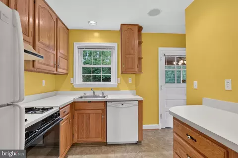 Kitchen - 1803 Republic Rd, Silver Spring, MD 20902 photo 3 of 3