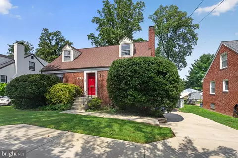 Exterior - 2713 Plyers Mill Rd, Silver Spring, MD 20902 photo 2 of 11