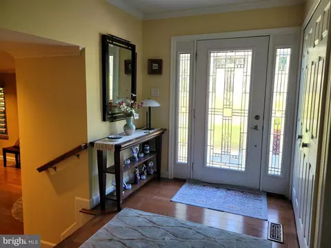 1901 Grayslake Dr, Silver Spring, MD 20906 photo 2