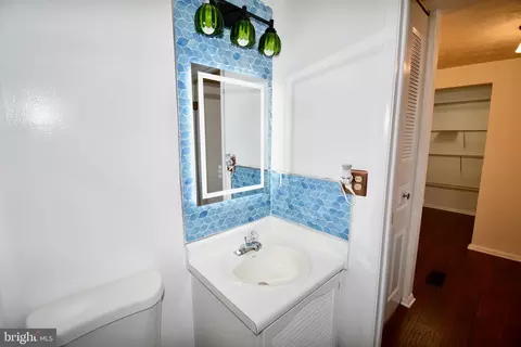 Bath - 14434 Twig Rd, Silver Spring, MD 20905 photo 3 of 8