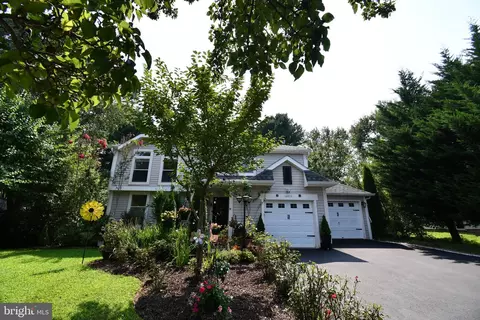 Exterior - 14434 Twig Rd, Silver Spring, MD 20905 photo 8 of 12