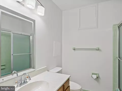 Bath - 13203 Foxhall Dr, Silver Spring, MD 20906 photo 1 of 4