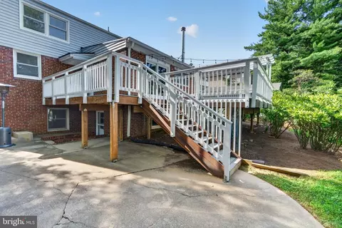 Exterior - 4 Cedar Ave, Gaithersburg, MD 20877 photo 10 of 13
