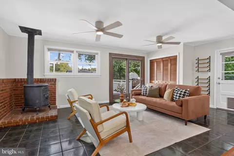 Other - 4 Cedar Ave, Gaithersburg, MD 20877 photo 5 of 24